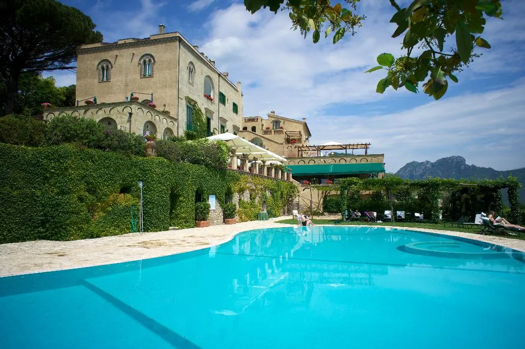 Pool, Villa Cimbrone, Naples