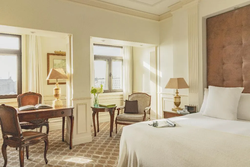 Double or Twin SUPERIOR Room, Hotel Fenix Gran Meliá, Madrid