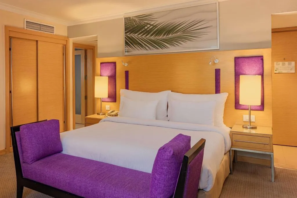 JUNIOR SUITE KING SIZE BED Room, Radisson Blu Cairo Heliopolis, Cairo