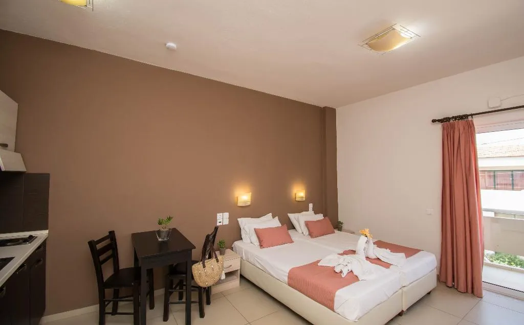 STUDIO CAPACITY 3 Room, Stella Paradise by Checkin, Crete