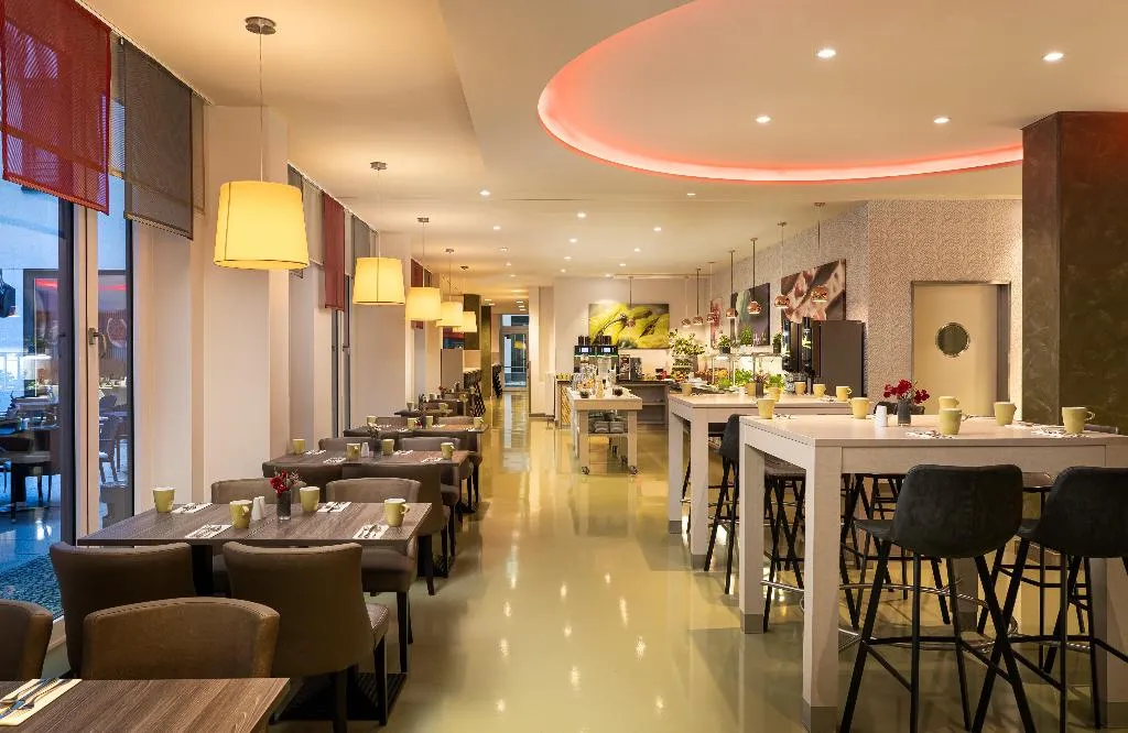 Restaurant, Leonardo Hotel Berlin Mitte, Berlin