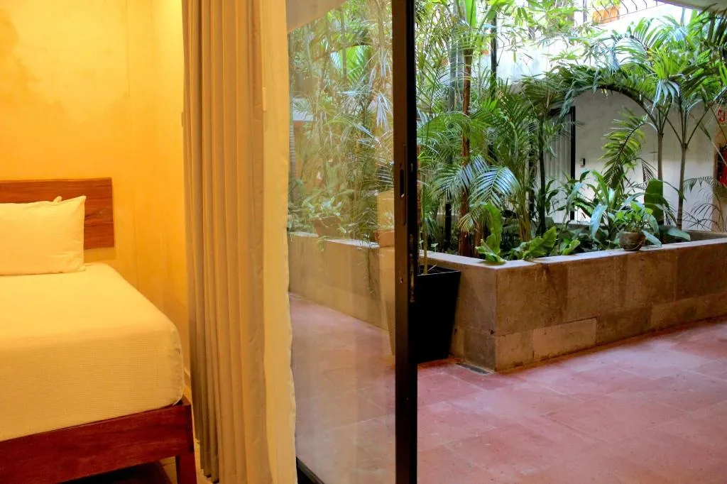Room, Calea Tulum, Cancun Area