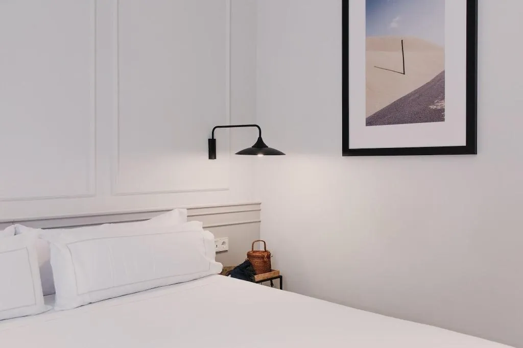Room, Room Mate Collection Helen Berger, Valencia