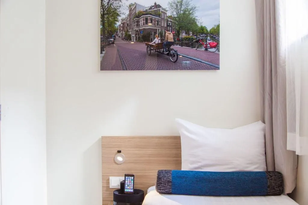 Room, Hotel Library Amsterdam, Amsterdam