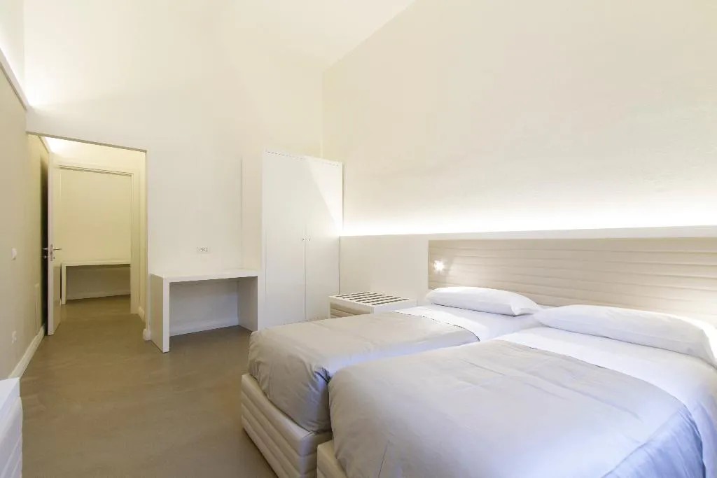APARTMENT DELUXE TWO BEDROOM Room, Palazzo dei Ciompi, Florence