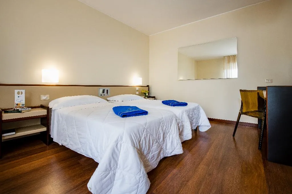 Double or Twin STANDARD Room, Astoria Palace Hotel, Palermo