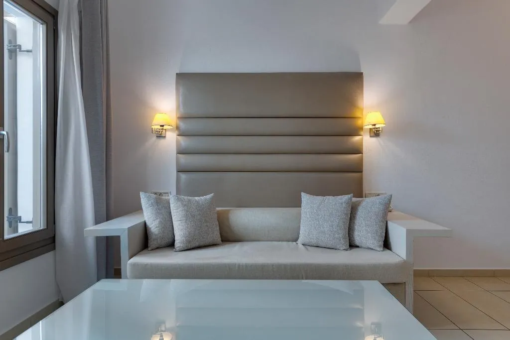 JUNIOR SUITE STANDARD Room, Lithos by Spyros & Flora, Mykonos