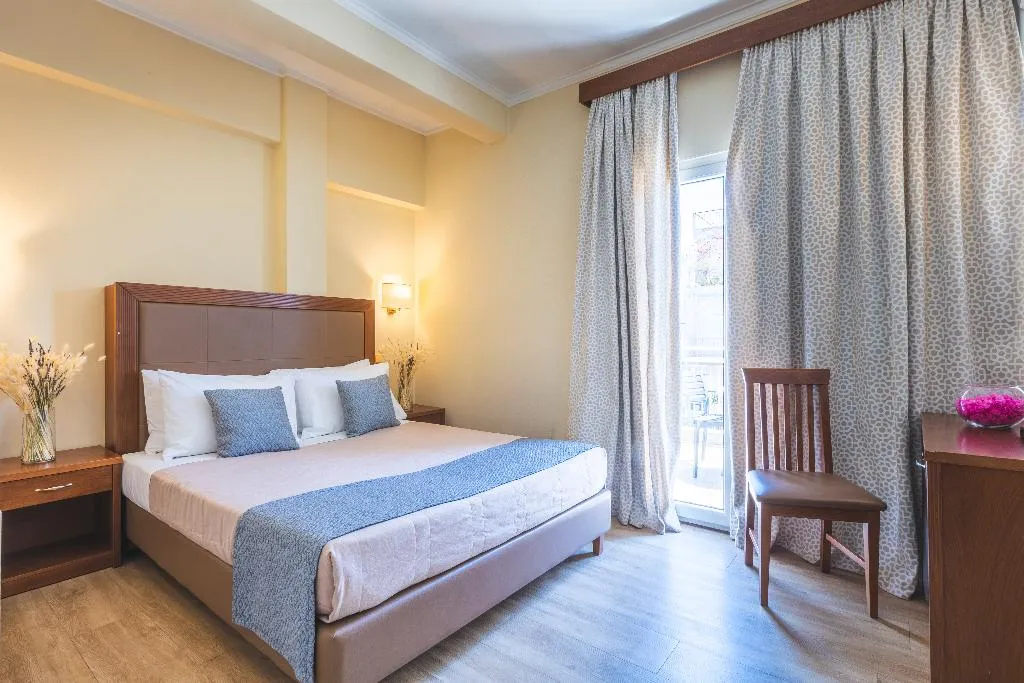 DOUBLE SUPERIOR Room, Marina  Athens Hotel, Athens