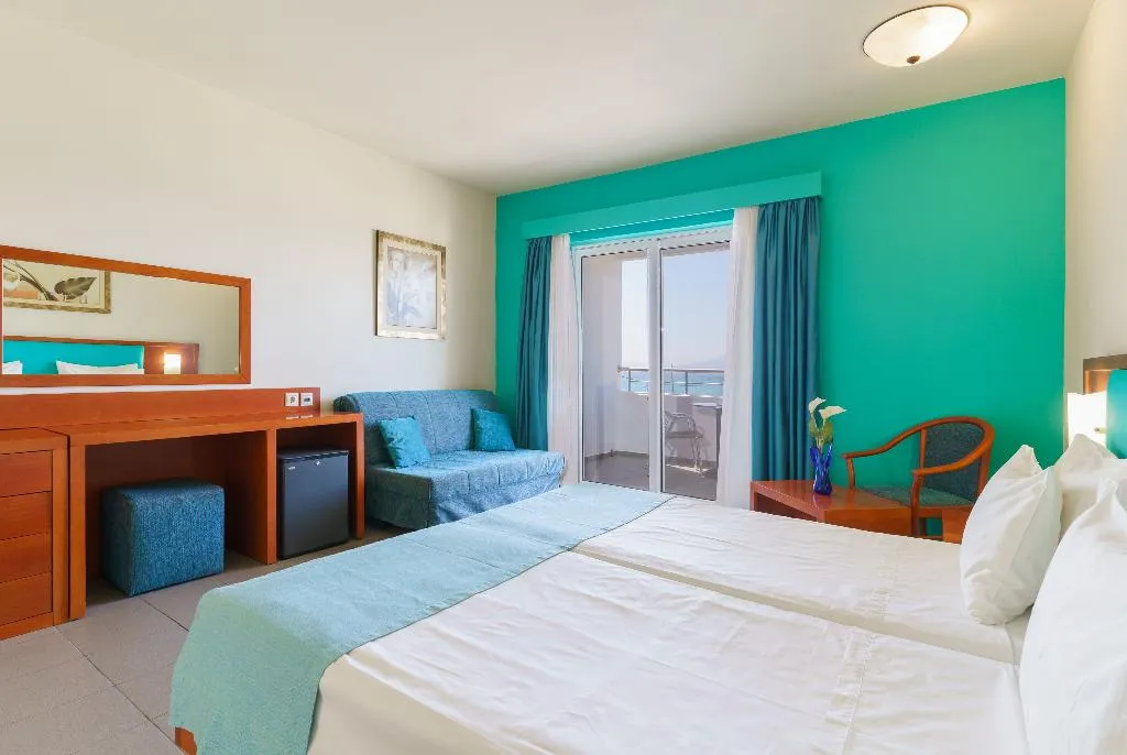 Double or Twin SEA VIEW Room, Kos Palace Hotel, Kos