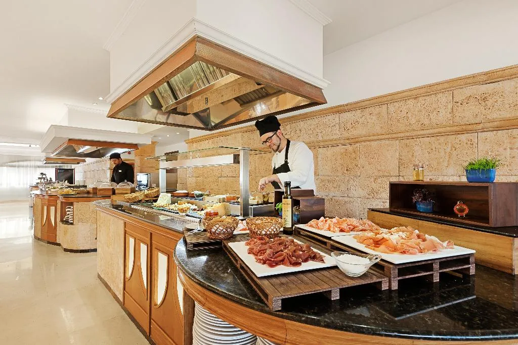 Restaurant, CM Mallorca Palace, Majorca