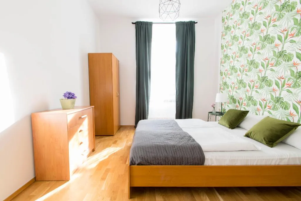 APARTMENT CAPACITY 3 ONE BEDROOM Room, Old Town Apartments Slawkowska, Krakow