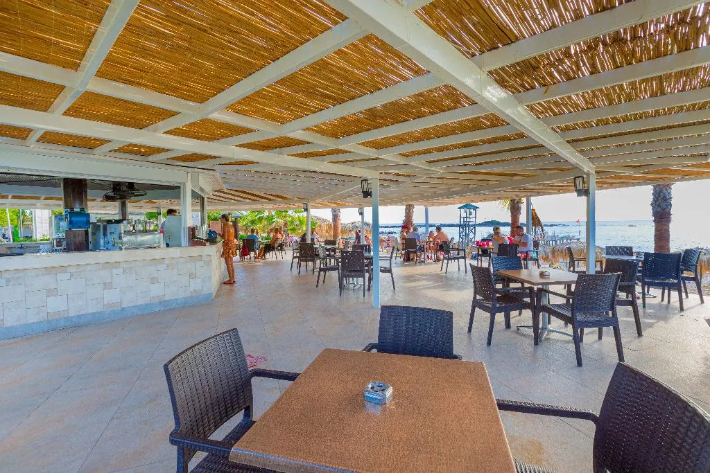 Bar, Justiniano Park Conti, Antalya