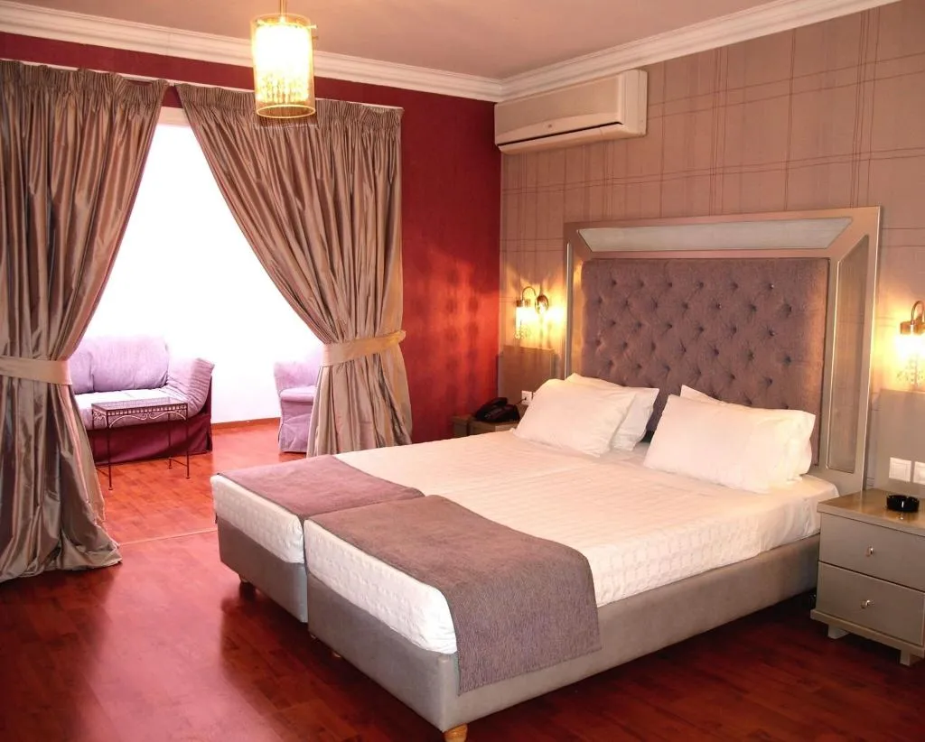 SUITE EXECUTIVE Room, Delphi Art Hotel, Athens