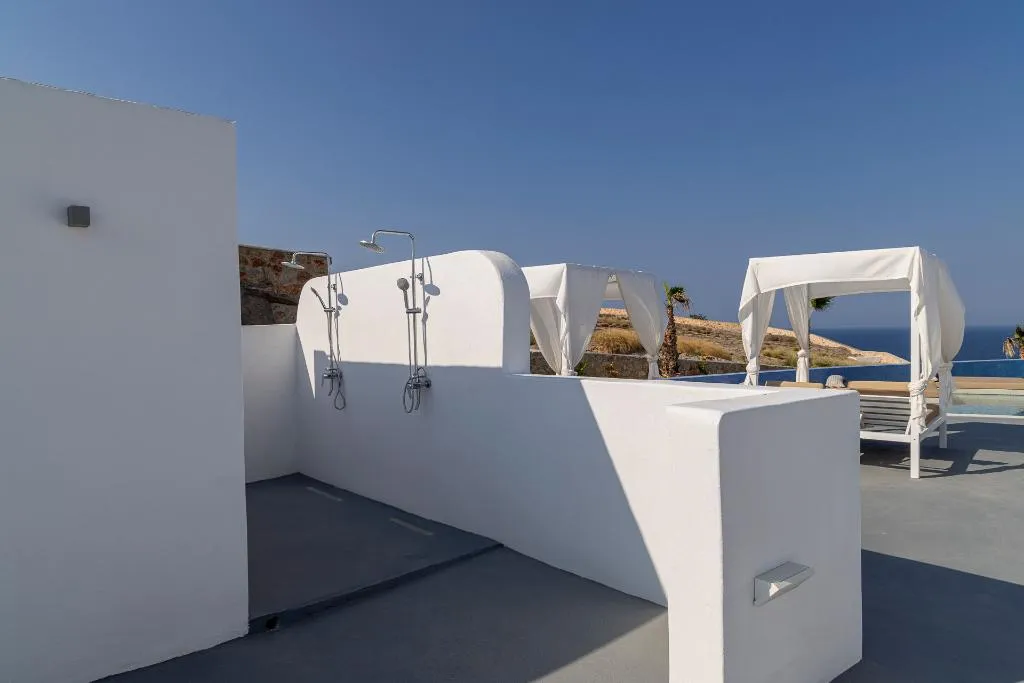 Pool, Desiterra Resort, Santorini