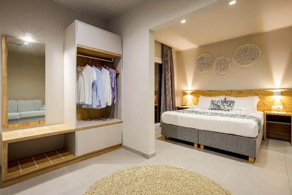 SUITE SUPERIOR WITH TERRACE Room, Sarpidon Suites, Crete