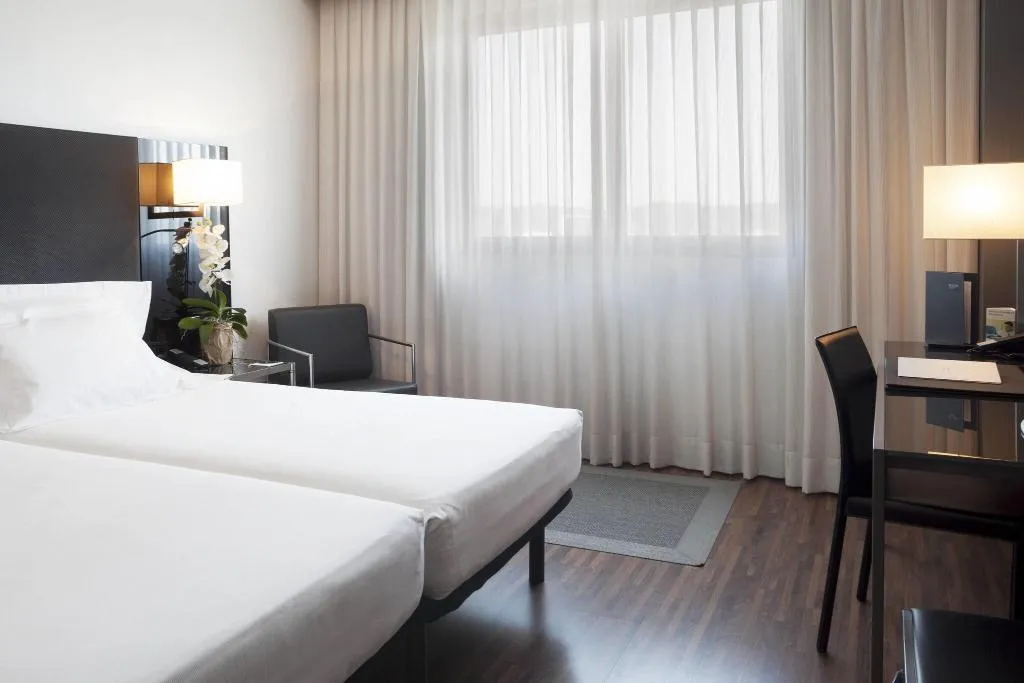 DOUBLE KING SIZE BED Room, AC Padova, Venice