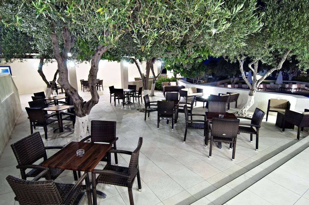 Restaurant, Ourania Apartments, Crete