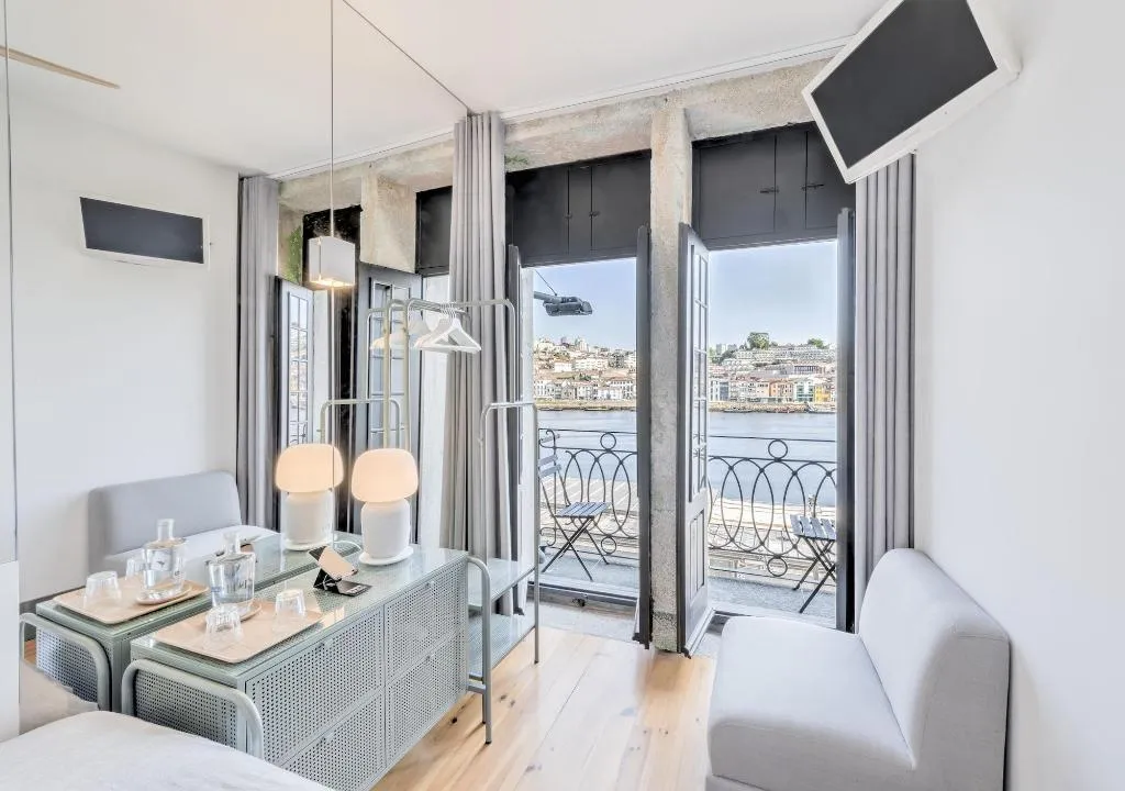 Room, Homey River Suites, Porto