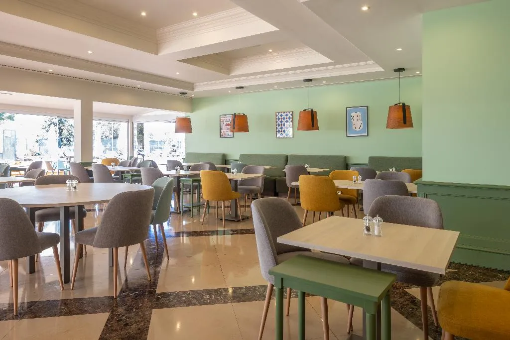 Restaurant, Holiday Inn Algarve Albufeira, an IHG Hotel, Algarve