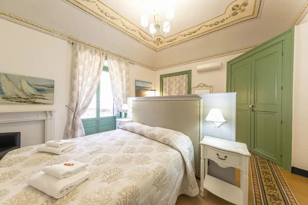 Room, Palazzo Villelmi, Palermo