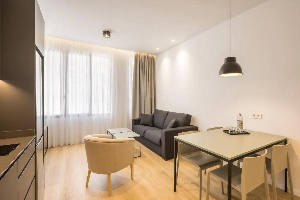 STUDIO STANDARD Room, Mon Suites Jardin de Ayora, Valencia
