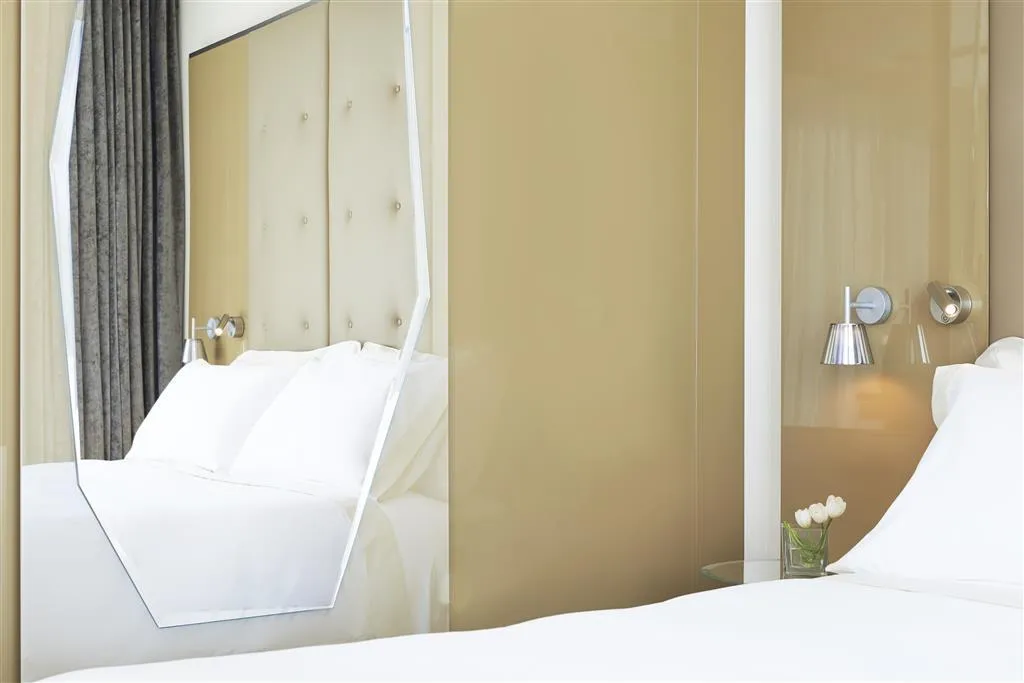 Room, Excelsior Hotel Gallia, a Luxury Collection Hotel, Milan