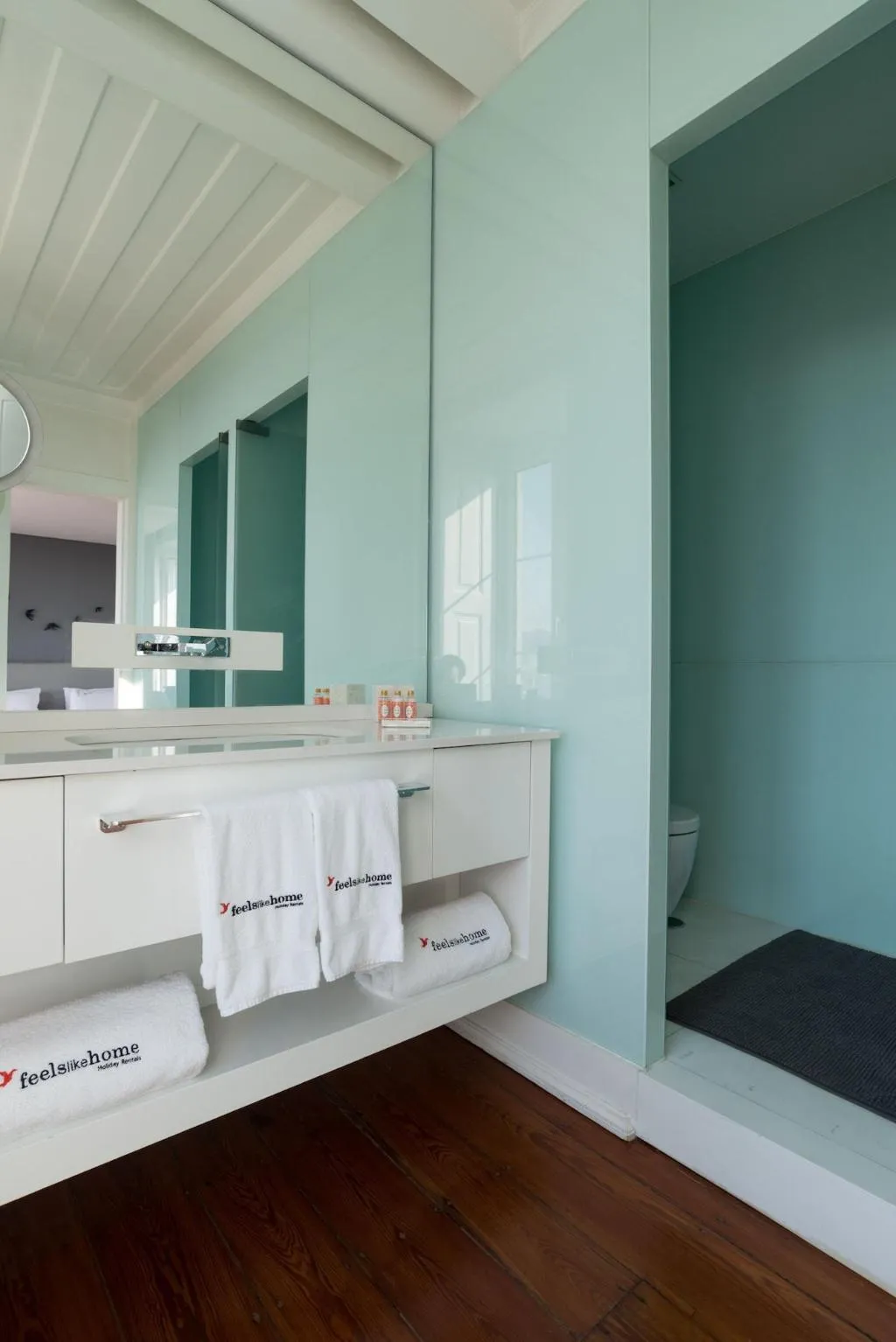 Room, Feels Like Home Chiado Prime Suites, Lisbon
