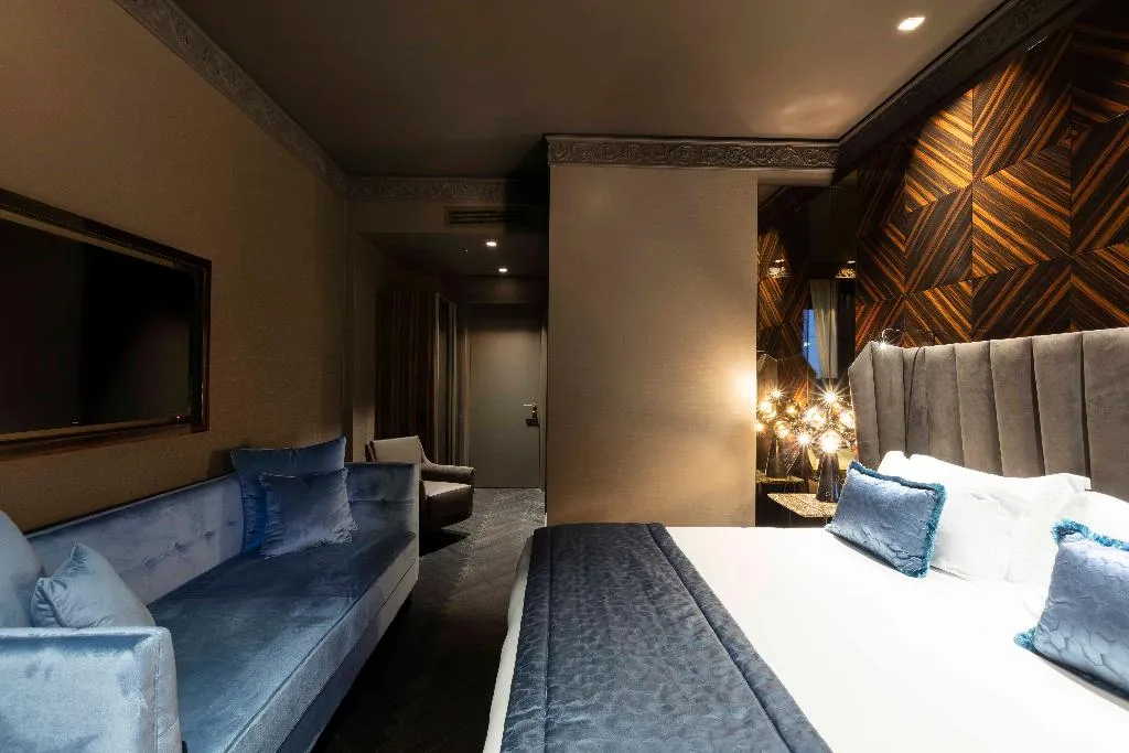 TRIPLE EXECUTIVE Room, U-Visionary Roma Hotel, Rome