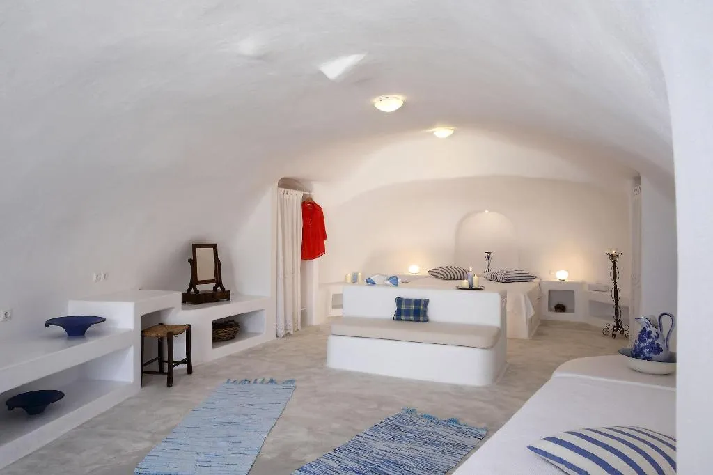 Room, Aghios Artemios Traditional Houses, Santorini