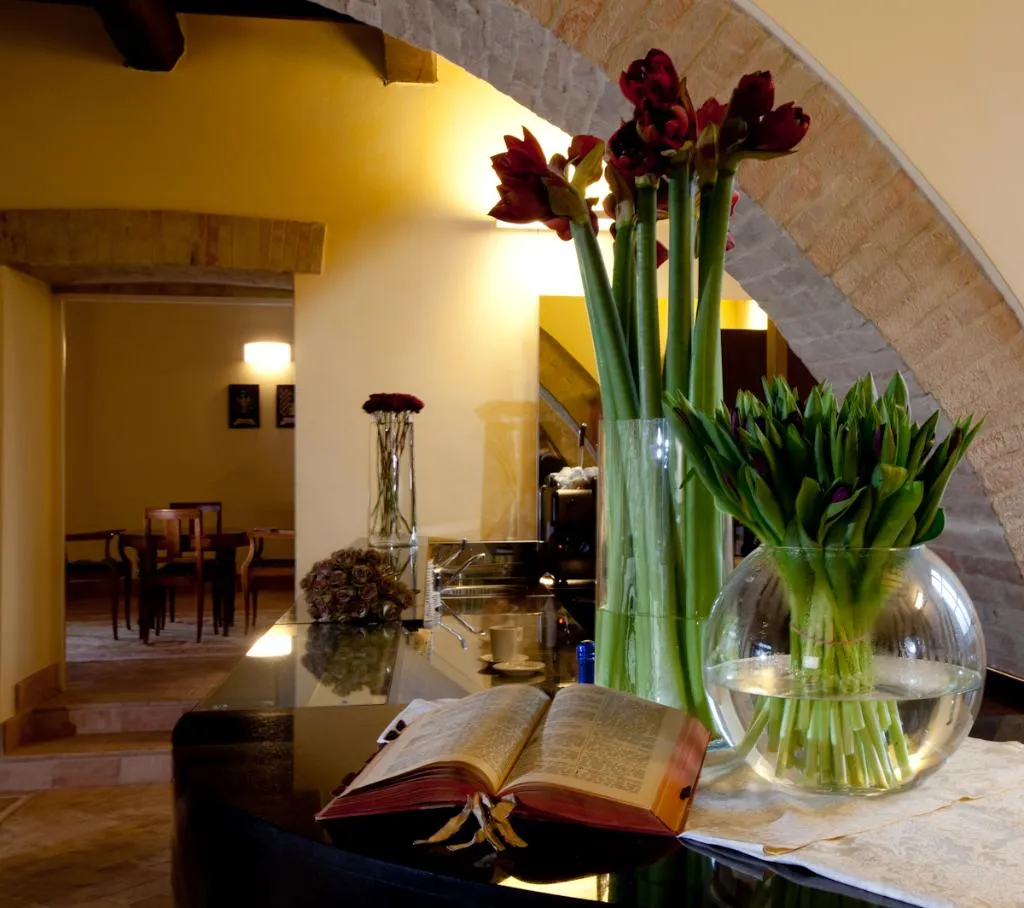 Bar, Castello di Baccaresca, Umbria