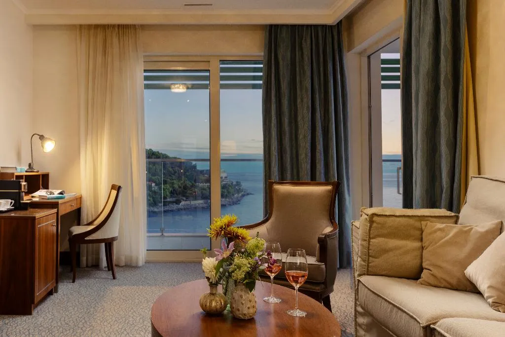 SUITE DELUXE SEA VIEW Room, Hotel More, Dubrovnik