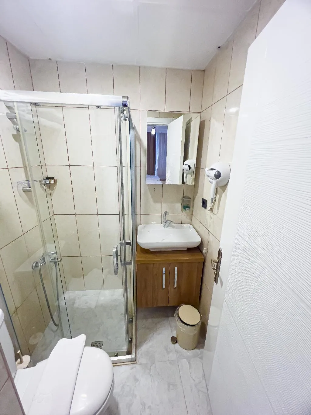 TRIPLE STANDARD Room, Helen Inn Hotel, Izmir