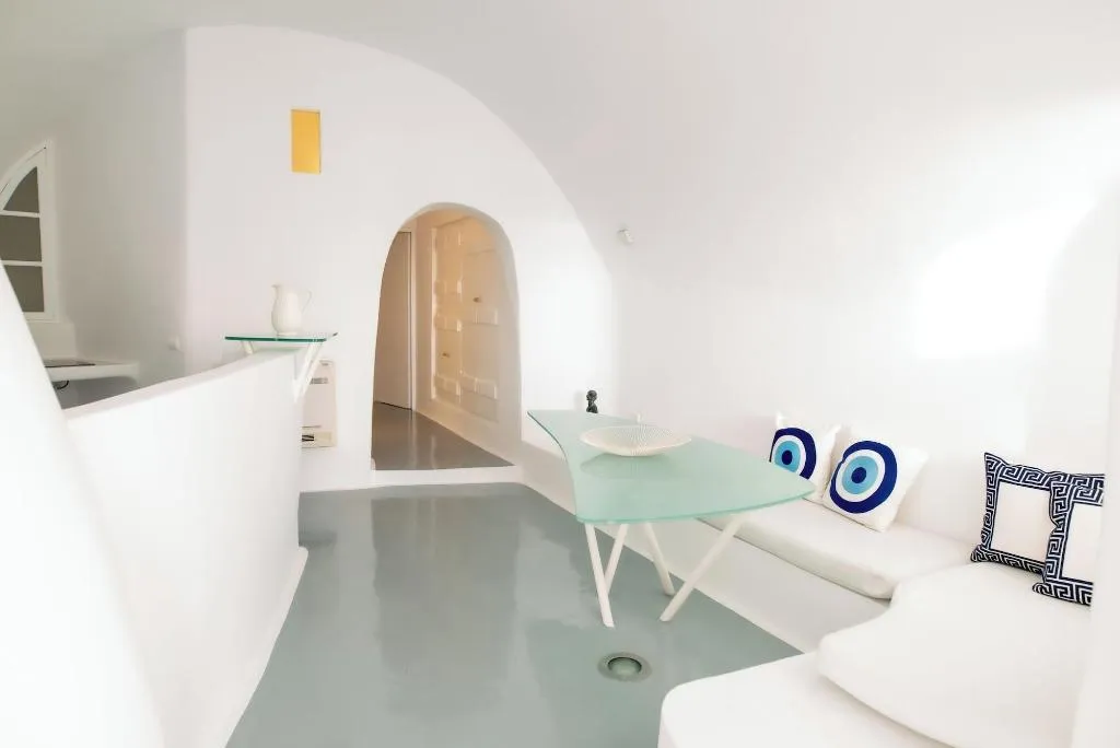 Room, Heavens Edge by Mr and Mrs White, Santorini