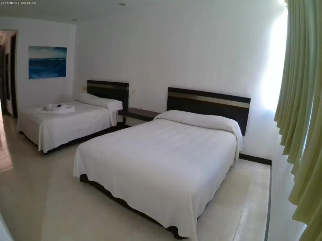QUADRUPLE STANDARD Room, Plaza Playa, Playa Del Carmen
