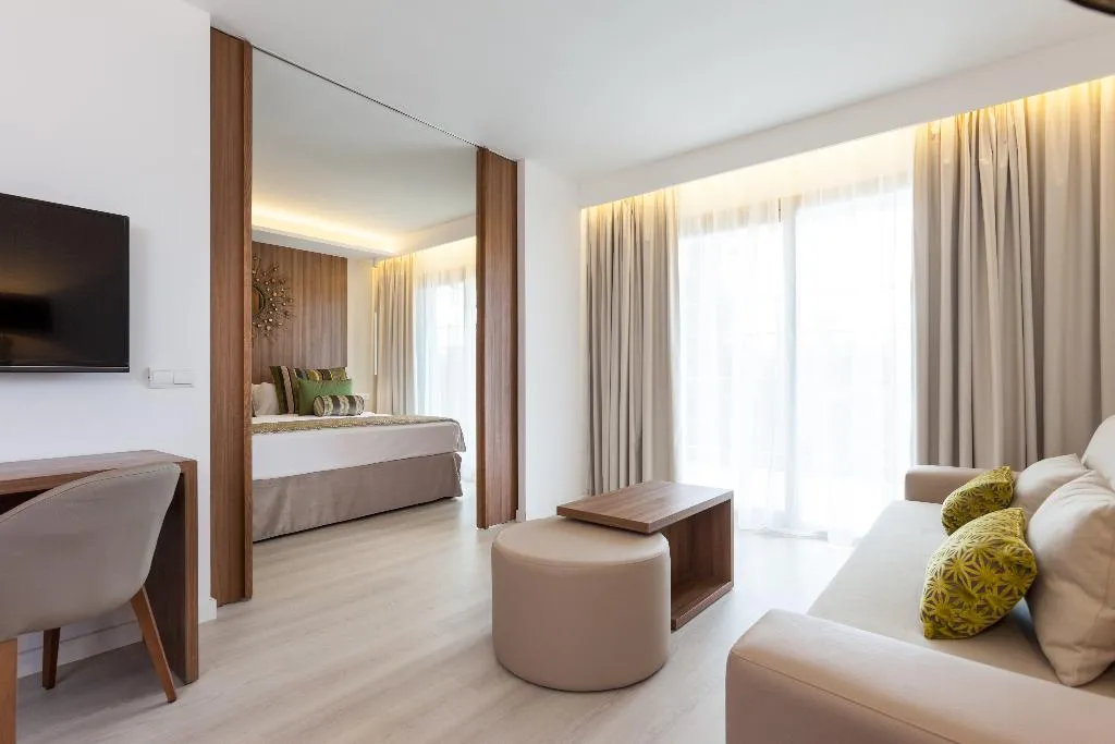 SUITE STANDARD Room, Zafiro Palace Alcudia, Majorca