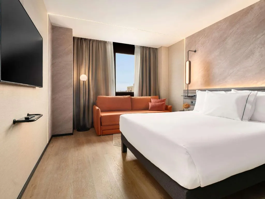 DOUBLE SUPERIOR Room, Novotel Valencia Lavant, Valencia