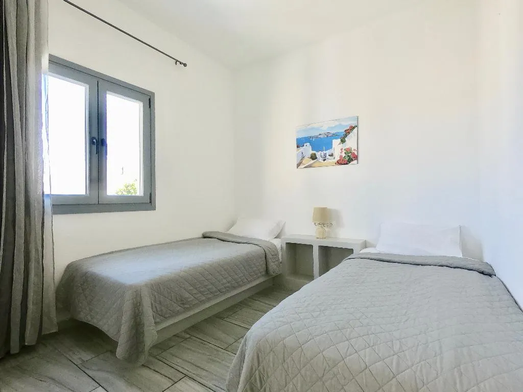 STUDIO DELUXE TWO BEDS Room, Anny Studios Perissa Beach, Santorini