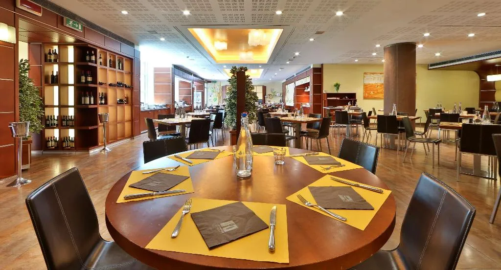 Restaurant, Best Western Plus Hotel Le Favaglie, Milan