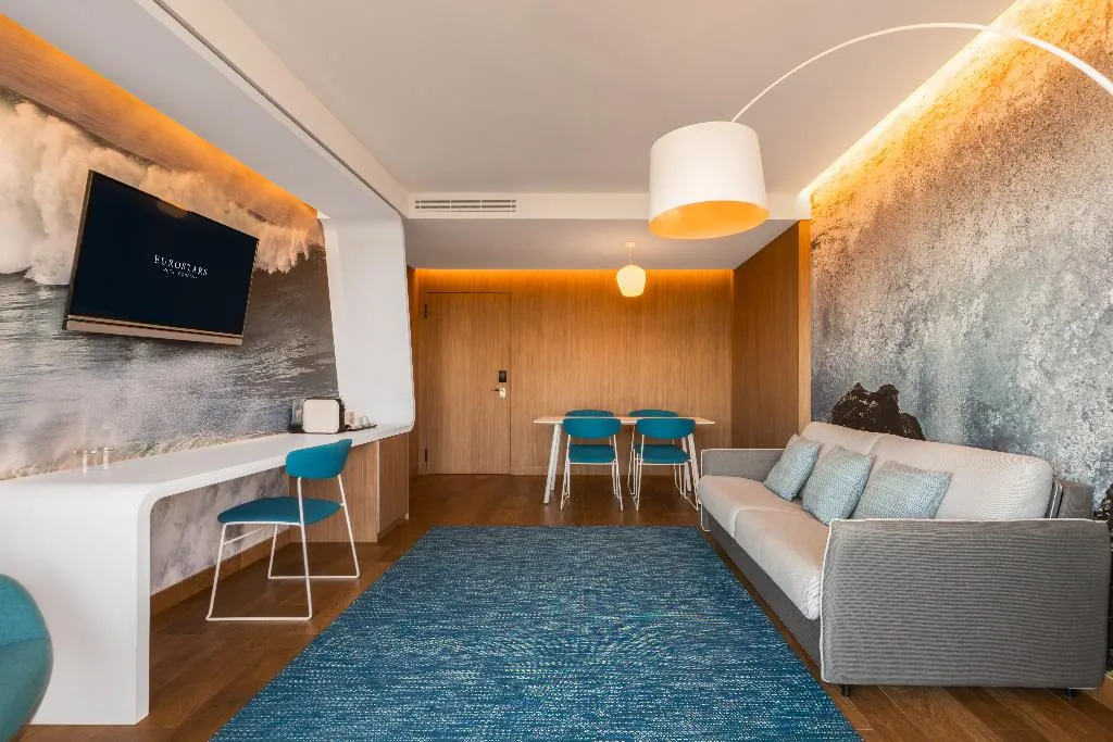 JUNIOR SUITE SEA VIEW Room, Eurostars Cascais, Lisbon