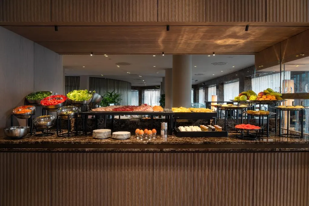 Restaurant, Crowne Plaza Milan City, Milan