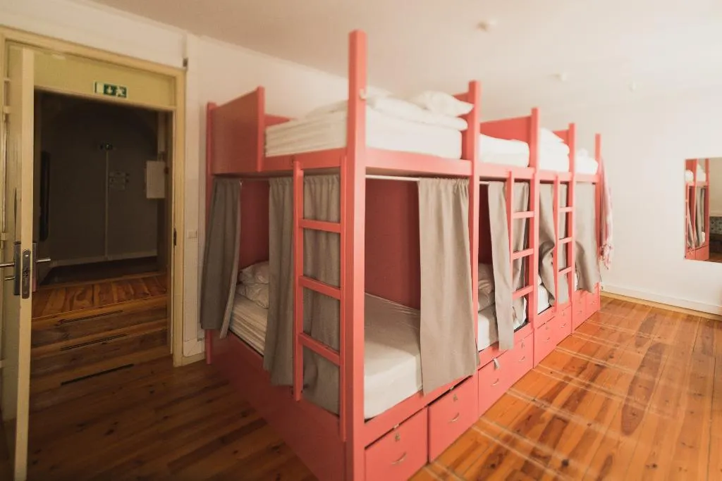 Bed in dormitory FEMALE ROOM CAPACITY 8 Room, WOT New Lisbon Social, Lisbon
