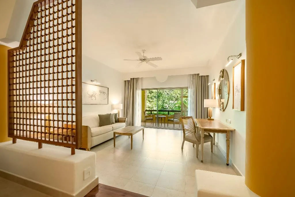 JUNIOR SUITE STANDARD Room, Iberostar Selection Paraiso Maya Suites AI, Cancun Area