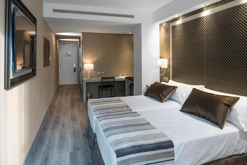 DOUBLE SINGLE USE SUPERIOR Room, Catalonia Square, Barcelona