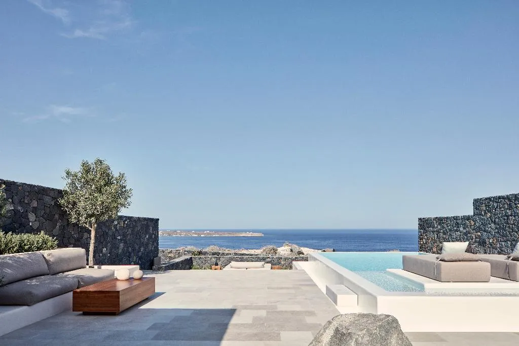 VILLA TWO BEDROOMS WITH PRIVATE POOL Room, Canaves  Epitome, Santorini