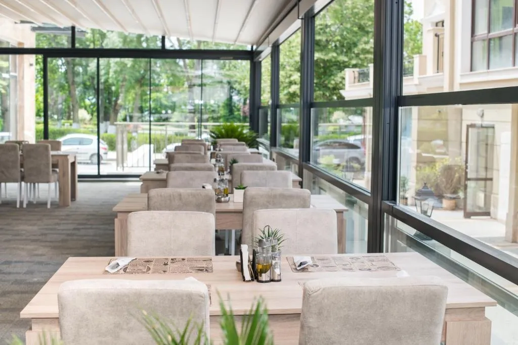 Restaurant, Hotel Cinema, Bourgas