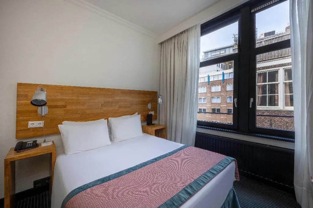 DOUBLE SINGLE USE BASIC Room, Catalonia Vondel Amsterdam, Amsterdam