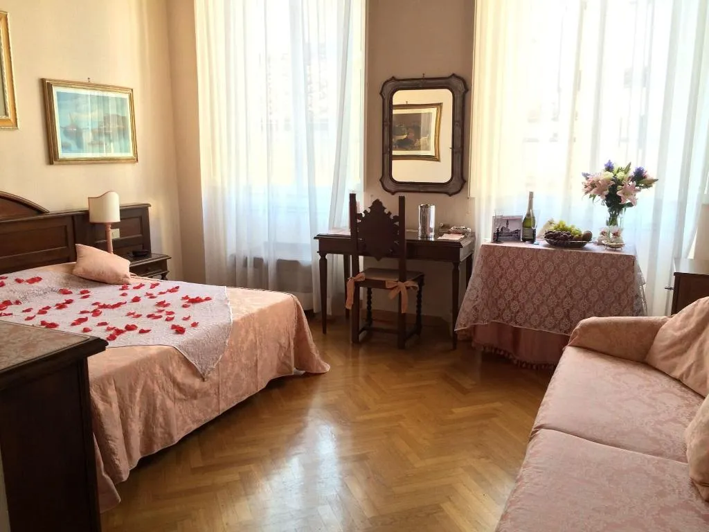 Room, Soggiorno Antica Torre, Florence