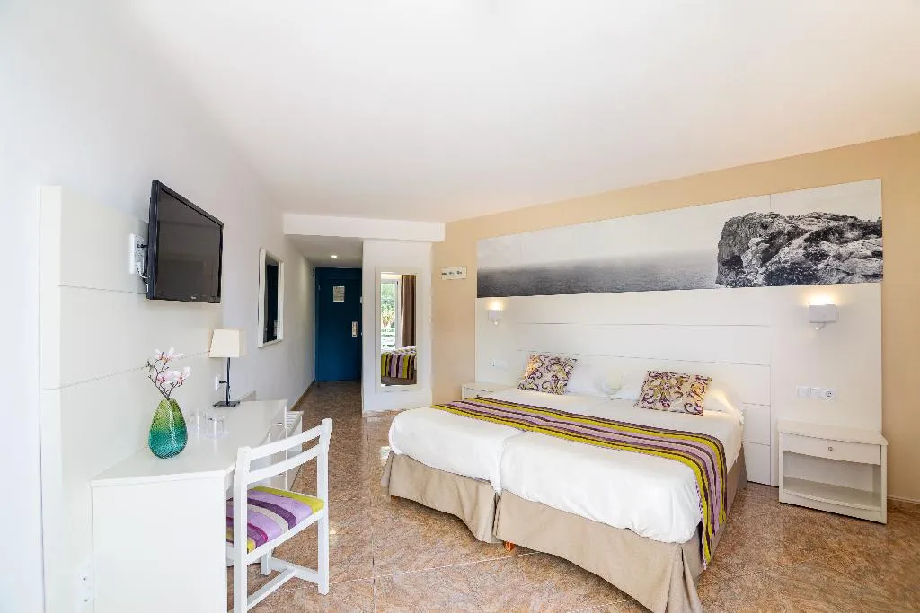 Room, Venecia Paguera Hotel, Majorca