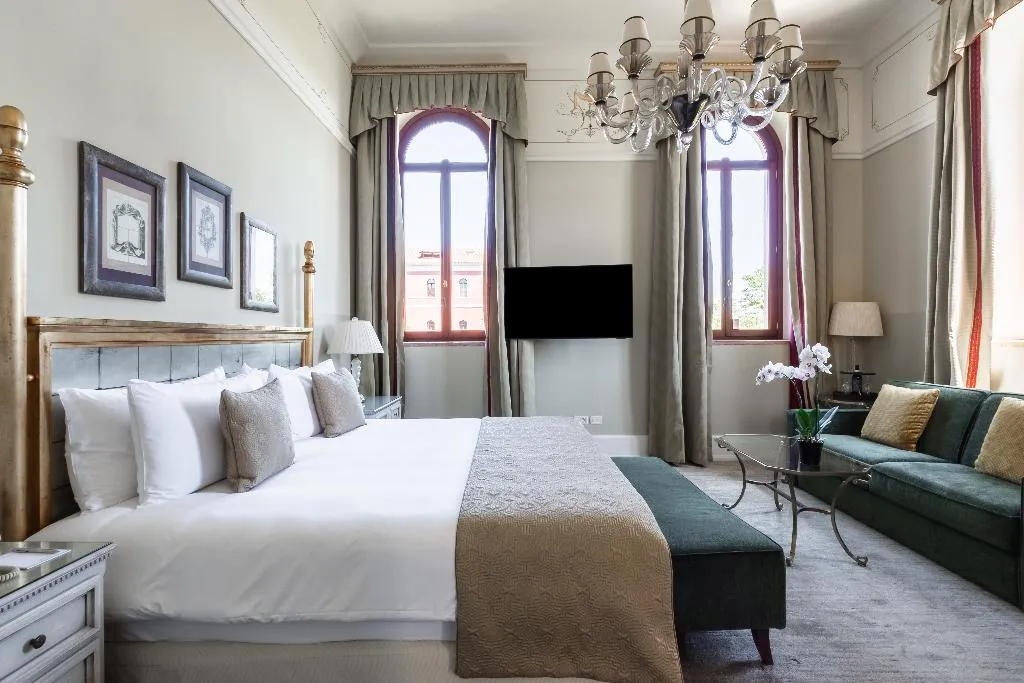 JUNIOR SUITE LAGOON VIEW Room, San Clemente Palace, Venice