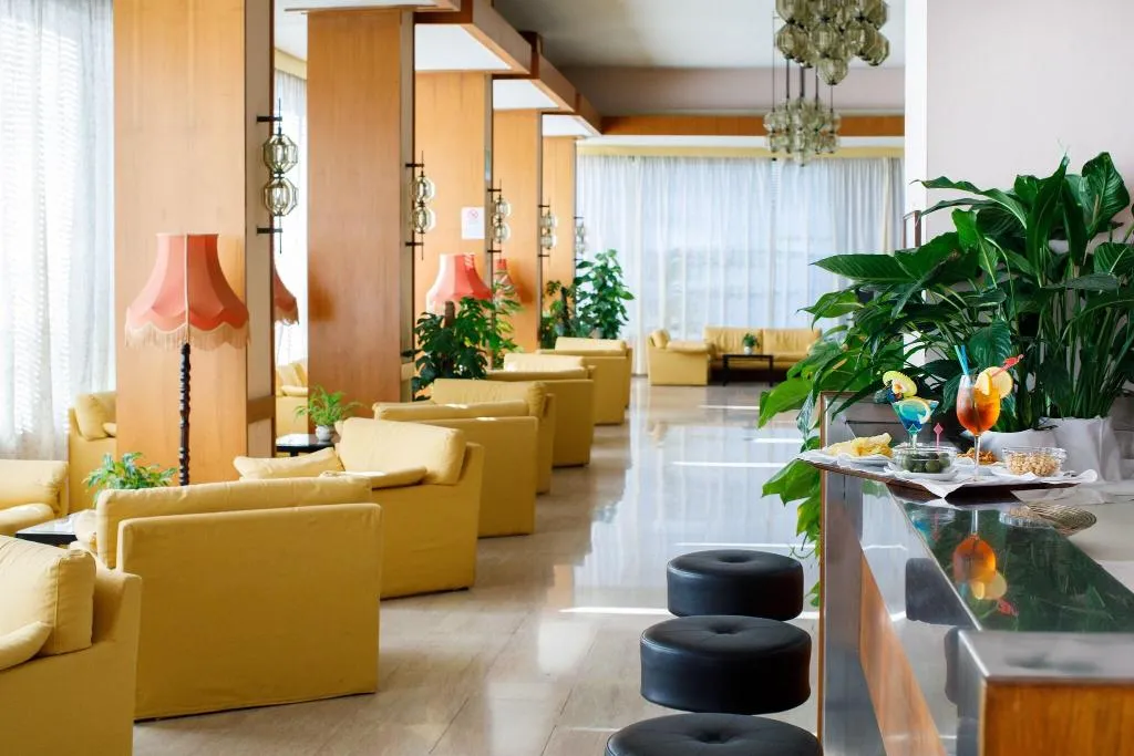 Lobby, Grand Hotel Cesare Augusto, Naples